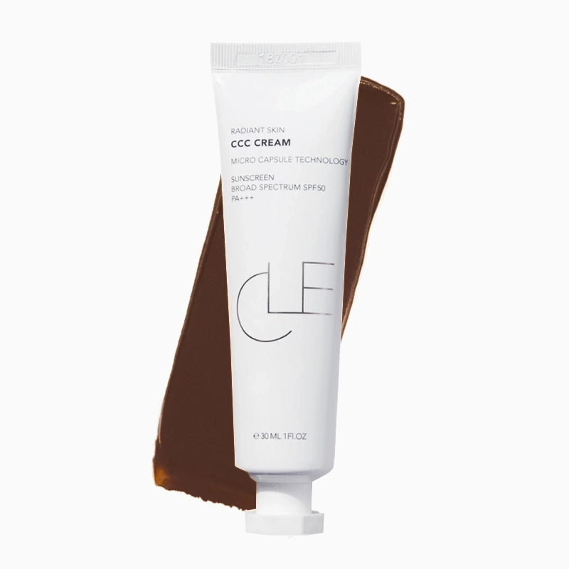 Laat je huid stralen met de CCC Cream van CLE Cosmetics! Deze lichte alles-in-een primer en foundation bevat een indrukwekkende SPF30 PA+++, en het beste van alles: het is volledig vegan en dierproefvrij! #kleur_Neutral Deep - SPF30