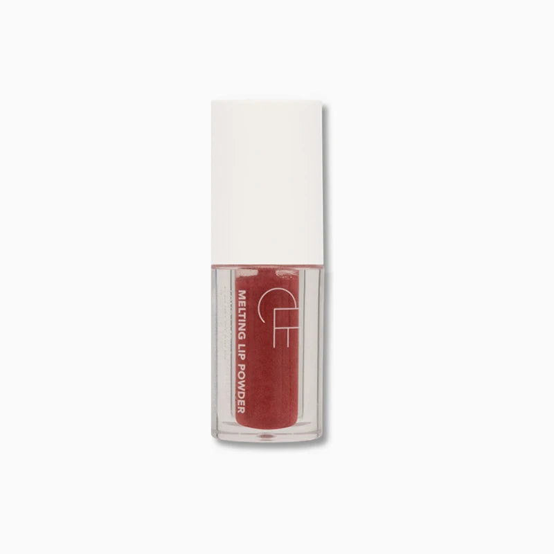 CLE Cosmetics revolutionaire Melting Lip Powder in de kleur Desert Rose is een gepigmenteerde poeder die op je lippen smelt tot een prachtige liptint. Deze vegan lippies met Vitamine E toveren tijdens het aanbrengen om tot een silkysmooth liptint en hebben een een diepe matte finish zonder je huid uit te drogen.