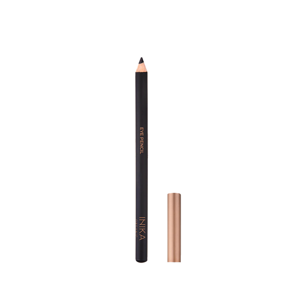 Dit luxueus romige vegan eye pencil van INIKIA Organic biedt ongeëvenaarde resultaten in de wereld van natuurlijke oogpotloden. De zijdezachte formule zorgt voor een gelijkmatige en rijk gepigmenteerde dekking die de hele dag blijft zitten. #kleur_geen