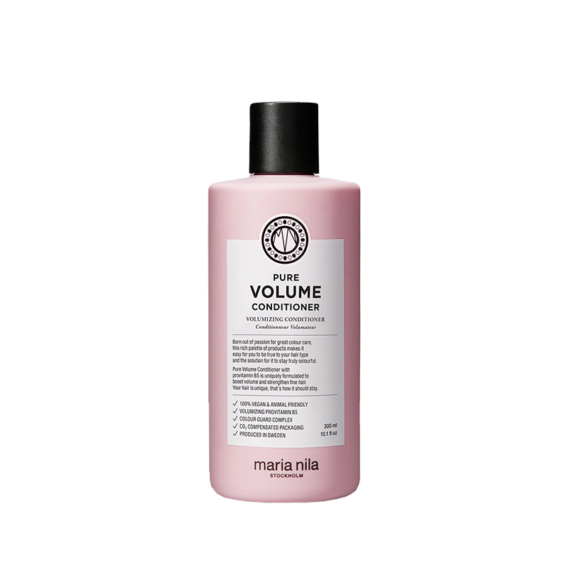 Maria Nila Pure Volume Conditioner is een ontwarrende conditioner voor fijn haar die verzacht en hydrateert zonder te verzwaren. Vitamine B5 voegt vocht en langdurig volume toe.