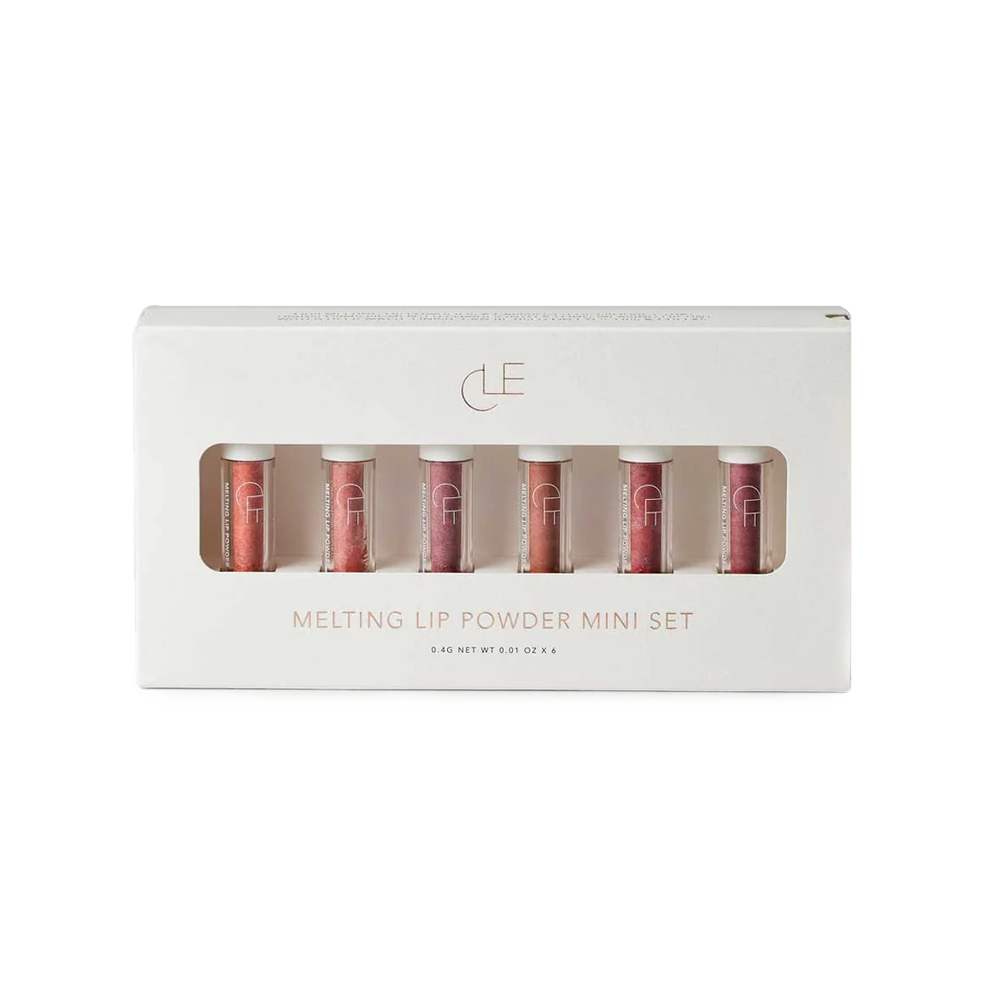 CLE Cosmetics revolutionaire Melting Lip Powders zijn een gepigmenteerde poeders die op je lippen smelten tot een prachtige liptint. Deze vegan lippies met Vitamine E toveren tijdens het aanbrengen om tot een silkysmooth liptint en hebben een een diepe matte finish zonder je huid uit te drogen.