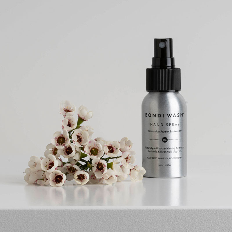 100% natuurlijke desinfecterende handspray met 100% natuurlijke ingredienten. Volledig vegan en cruelty free.