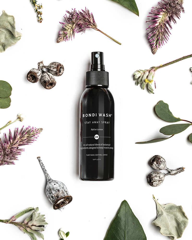 Bondi Wash Stay away spray bij Vegan Beauty. De natuurlijke insect en muggenwerende spray met delicate citroengeur. 